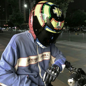 男男野外做爰全过程69
